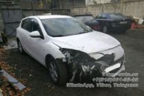 Mazda 3 белый хетчбэк 5 дверей, 2011 г., пробег 64 000 км. 1.6 AT (115 л.с.), битый. Цена выкупа авто 370 000 руб.